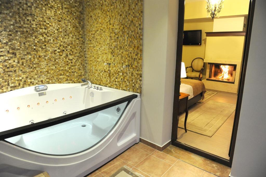Agapi Luxury Hotel Loutraki  Ruang foto
