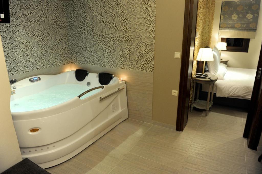Agapi Luxury Hotel Loutraki  Ruang foto